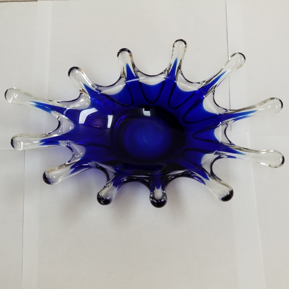 #1137 Continental Creations Ocean Spray Blue Bowl